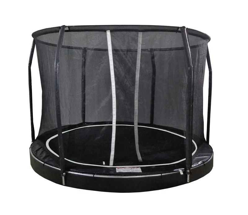 Trampolinsæt i jorden